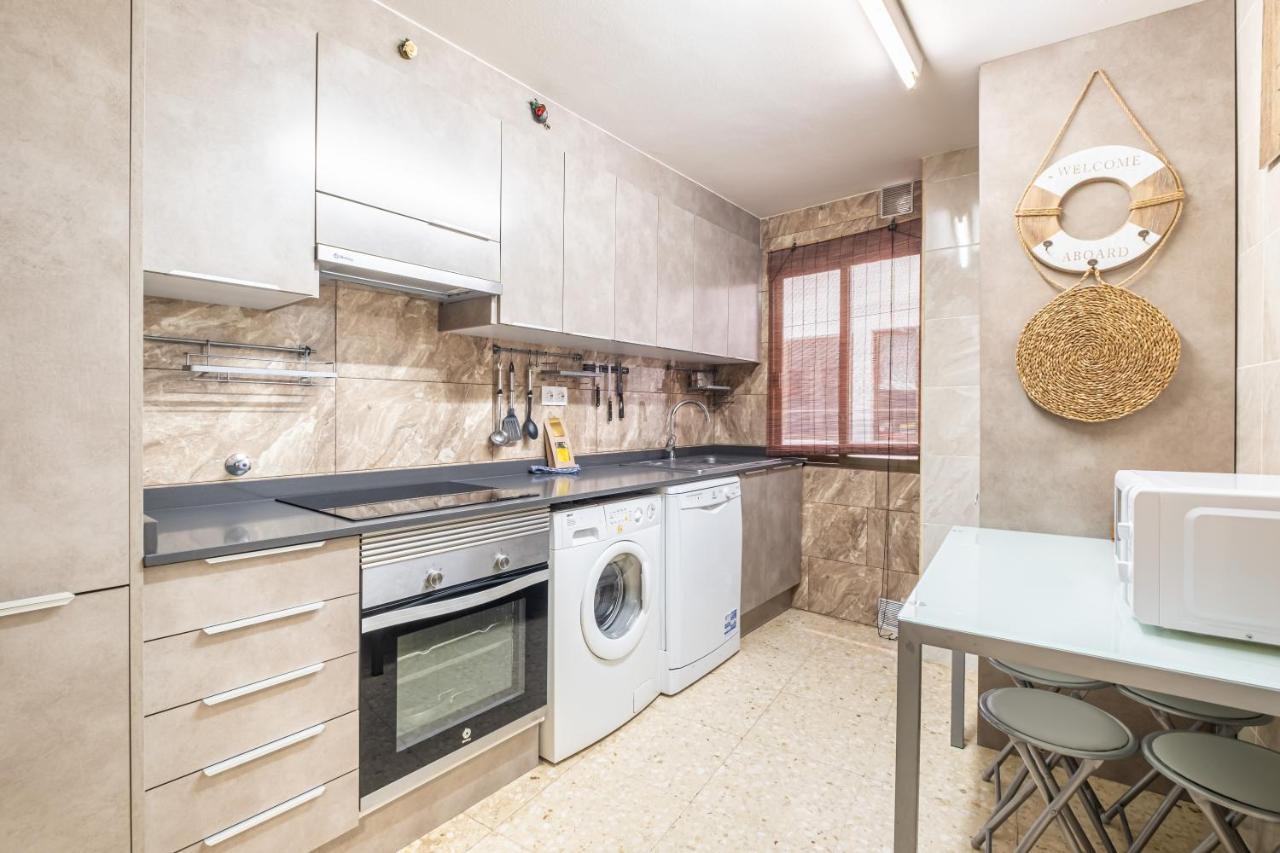 Lux Center 5-D Apartment Бенидорм Екстериор снимка