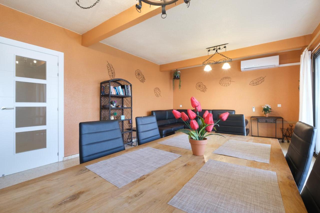 Lux Center 5-D Apartment Бенидорм Екстериор снимка